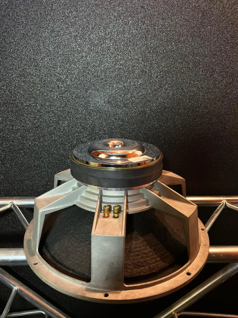 PARLANTE 18" BOMBER 800W