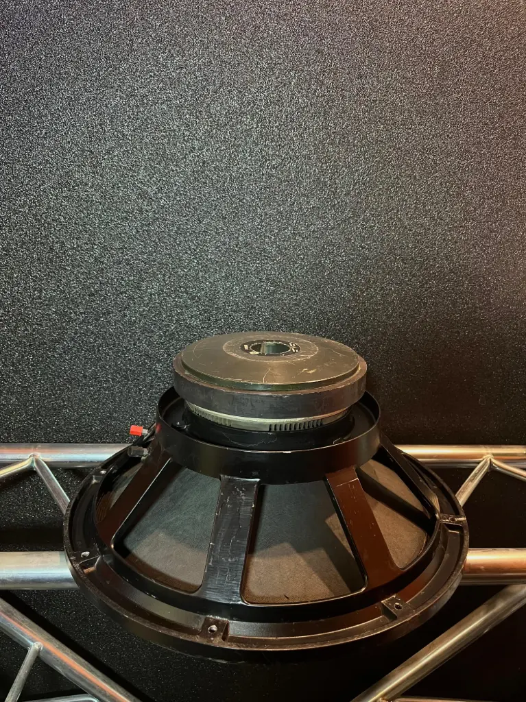 PARLANTE 18" SOUND 18LW1490