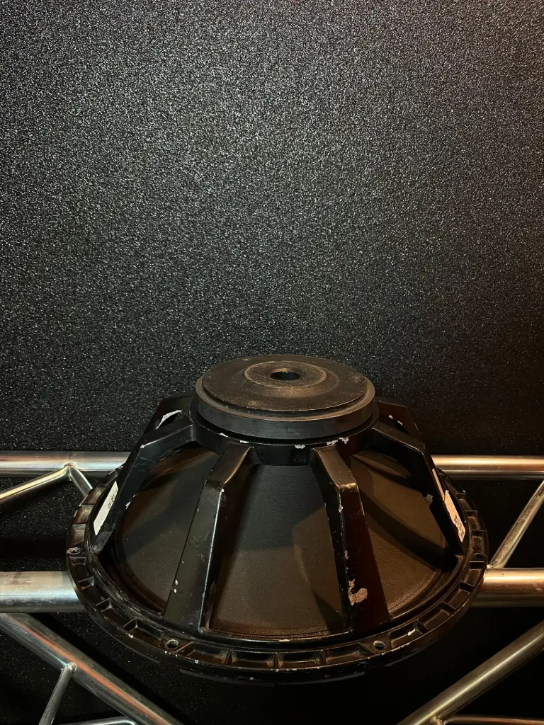 PARLANTE 18" EV 400W