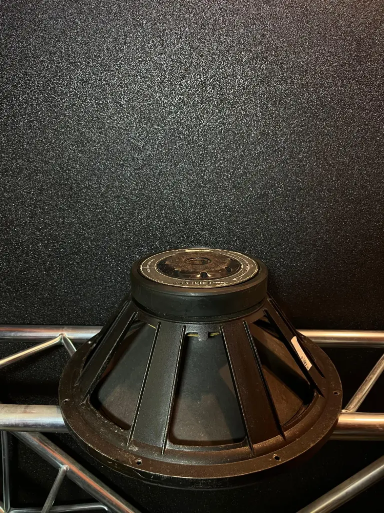 PARLANTE 18" EMINENCE KILOMAX