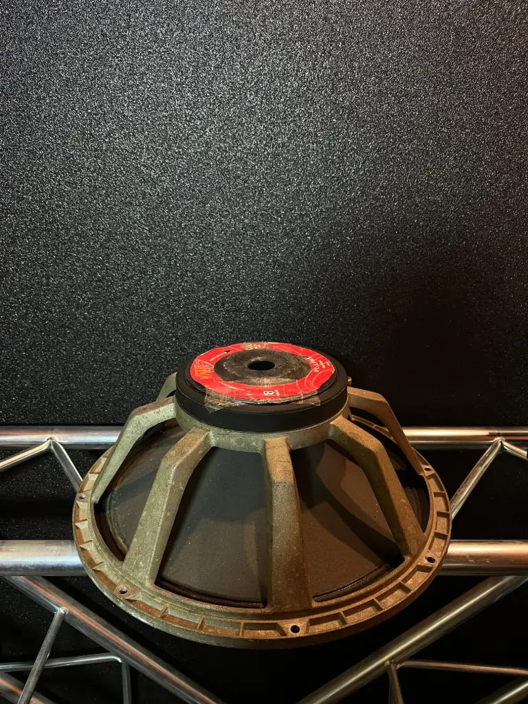 PARLANTE 18" VMR 400W