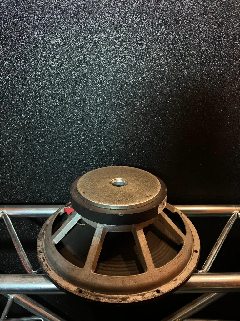 PARLANTE 15" S/M 600W
