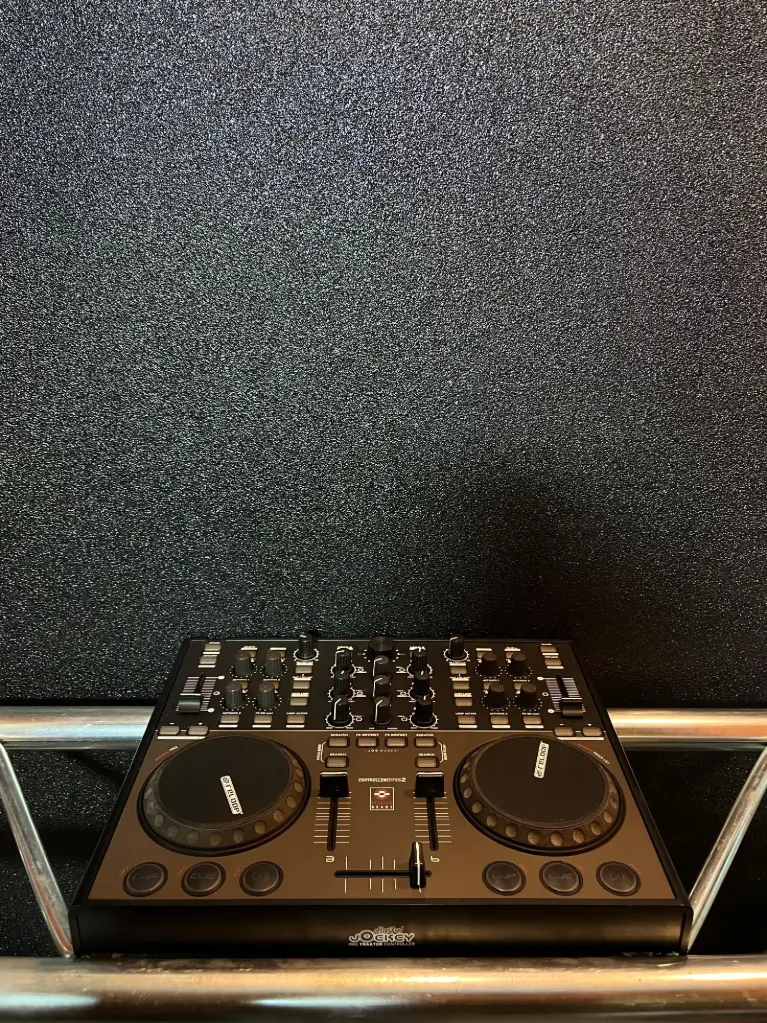 CONTROLADOR RELOOP DIGITAL JOCKEY