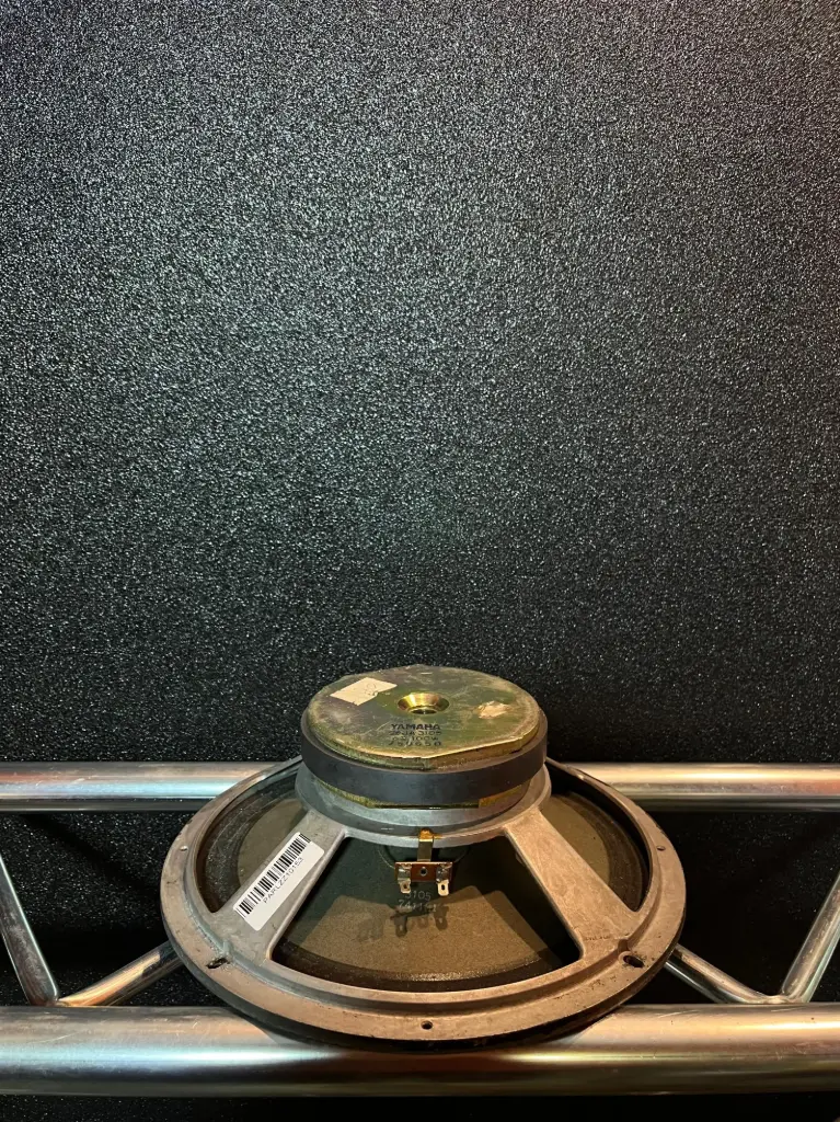 PARLANTE 12" YAMAHA 150W
