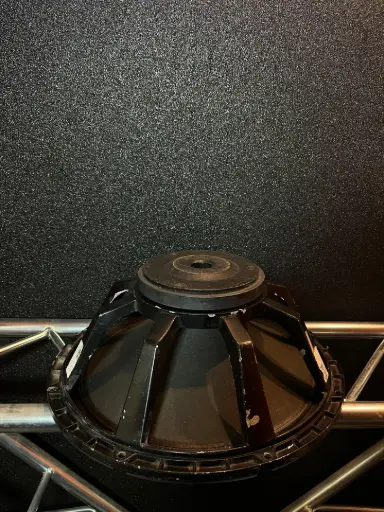 [OUT142] PARLANTE 18" EV 400W