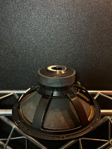 [OUT158] PARLANTE 21" 18 SOUND 21LW1400