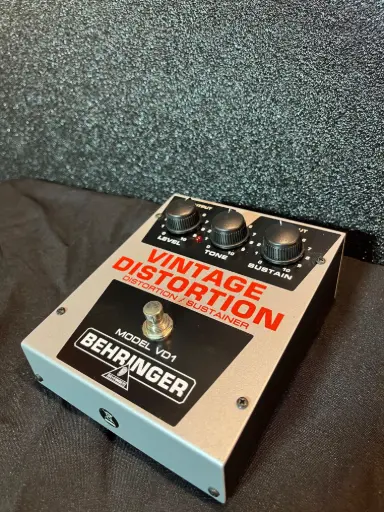 [OUT90] PEDAL DISTORSION VINTAGE BEHRINGER