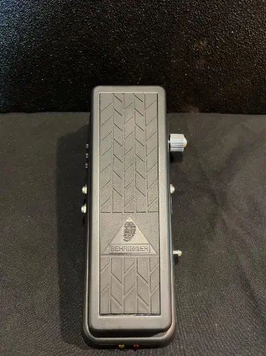 [OUT96] PEDAL WAHWAH BEHRINGER