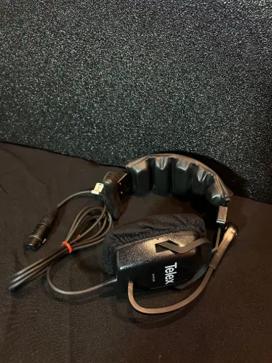 [OUT89] AURICULAR INTERCOMB TELEX PH1